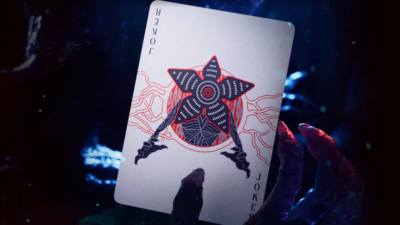 картинка Карты "Theory 11 Stranger Things" от магазина Gamesdealer.ru