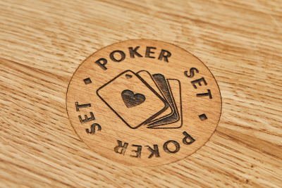 картинка Дубовый кейс на 300 фишек от магазина Gamesdealer.ru