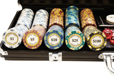 картинка Набор для покера Monte Carlo на 500 фишек от магазина Gamesdealer.ru