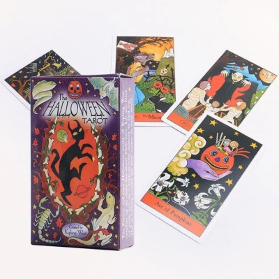 картинка Карты Таро "Halloween Tarot" US Games / Таро Хэллоуина от магазина Gamesdealer.ru