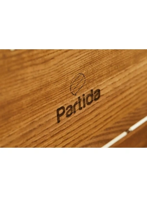 картинка Шкатулка для домино из ясеня Partida от магазина Gamesdealer.ru