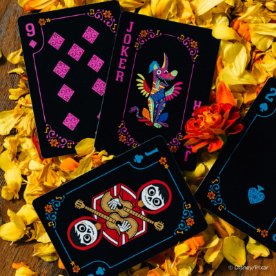 картинка Карты "Bicycle Disney Coco" от магазина Gamesdealer.ru