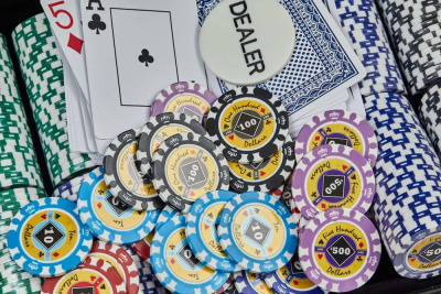 картинка Набор для покера Crown на 500 фишек от магазина Gamesdealer.ru