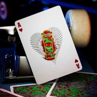картинка Карты "Theory11 Teenage Mutant Ninja Turtles Playing Cards" от магазина Gamesdealer.ru