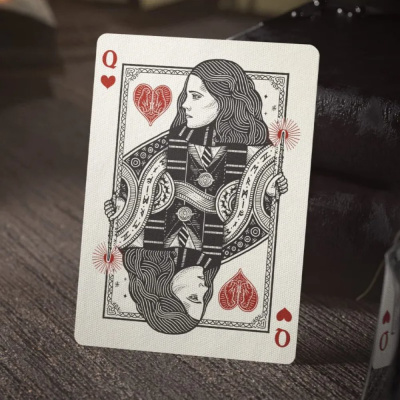 картинка Карты "Theory11 Harry Potter Deck - Red (Gryffindor)" от магазина Gamesdealer.ru